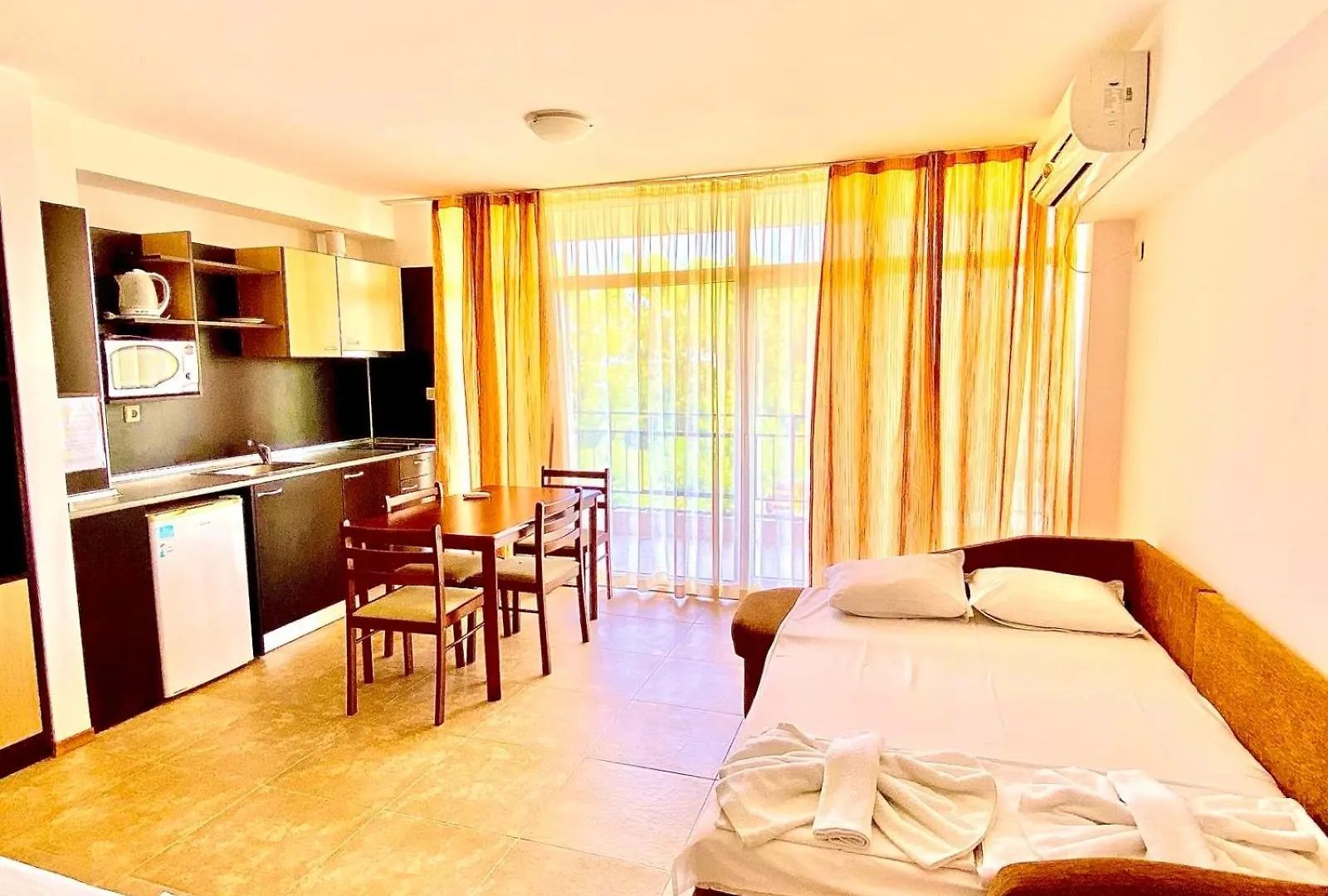 Апарт-отель Grand Kamelia Holiday Apartments Солнечный берег