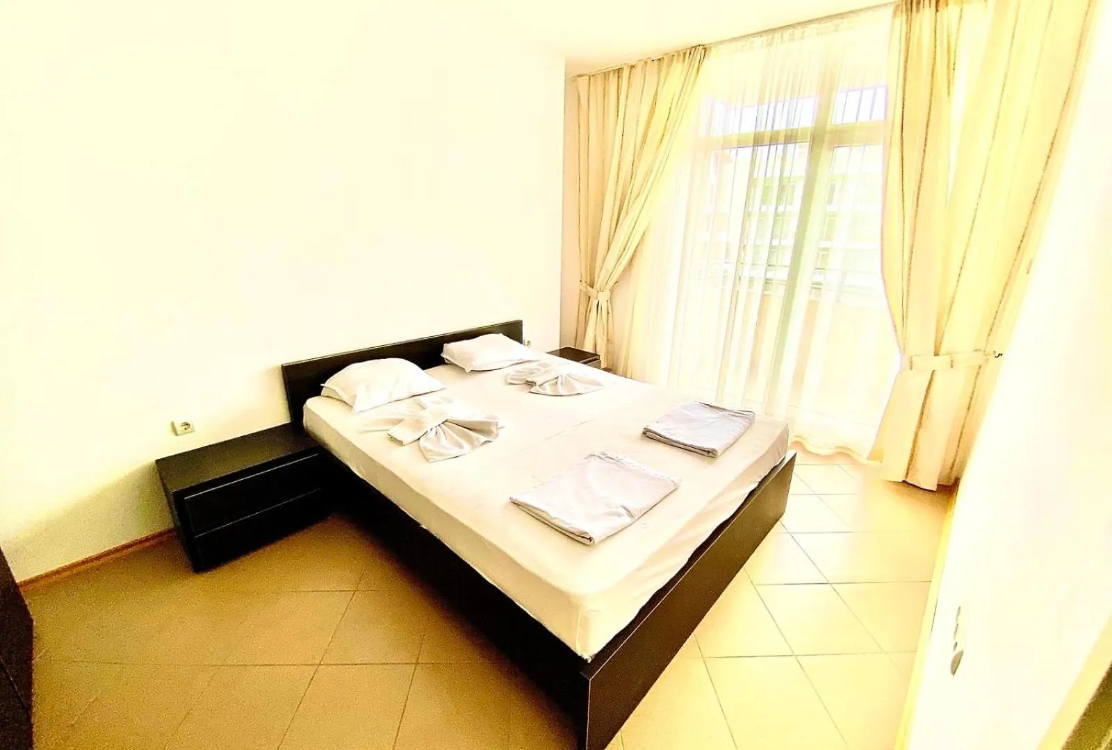 Grand Kamelia Holiday Apartments Солнечный берег 2*,